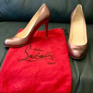 Christian Louboutin pump Women’s 37